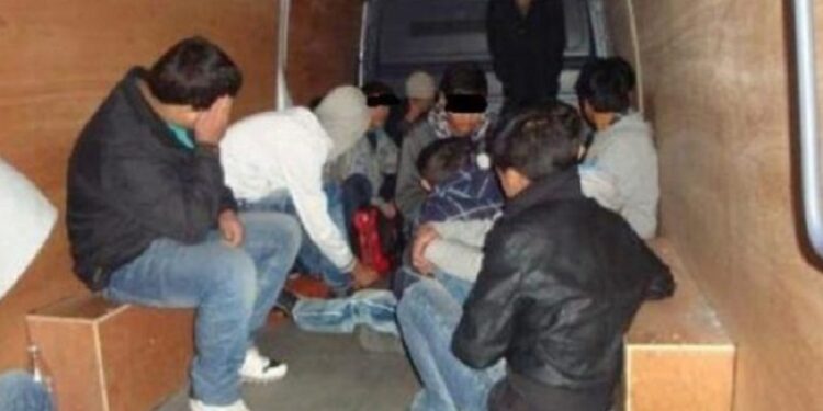 Kontrabandon 7 shtetas të huaj në Leposaviq, arrestohet kosovari