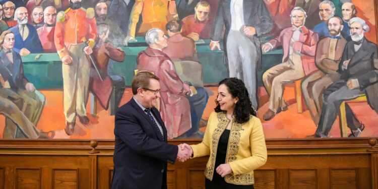 Osmani në Islandë, flet për thellim të raporteve mes dy vendeve