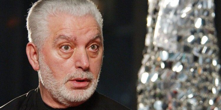 Vdes dizajneri i njohur, Paco Rabanne