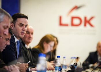 LDK-ja kërkon që Kurti të raportojë në Kuvend për dialogun