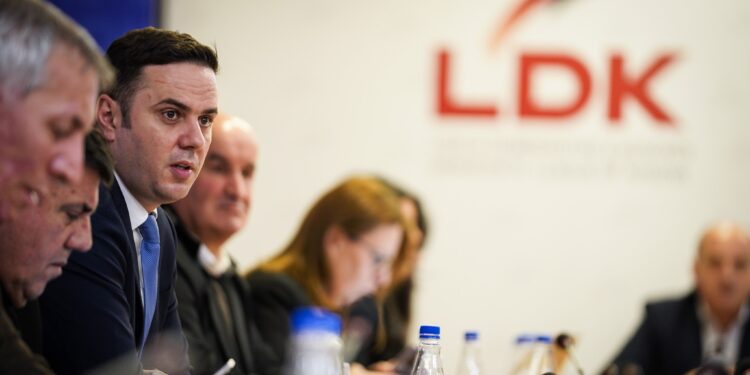 LDK-ja kërkon që Kurti të raportojë në Kuvend për dialogun