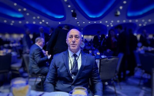 Haradinaj merr pjesë në Lutjet e Mëngjesit: Tregimin për Kosovën duhet ta bëjmë ne