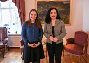 Osmani takohet me kryeministren e Islandës, flasin për procesin e anëtarësimit të Kosovës në KiE