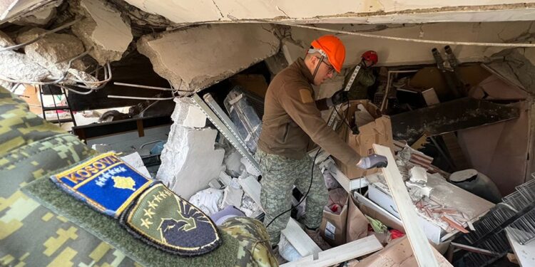 Mehaj: FSK vazhdon operacionin e kërkim-shpëtimit në Turqi