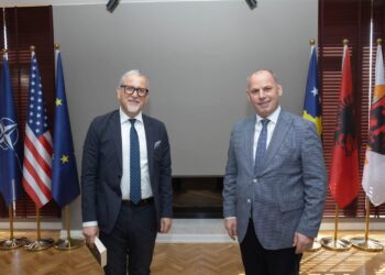 Vitia takohet me Lladrovcin, flasin për ndërtimin e QKMF-së në Drenas