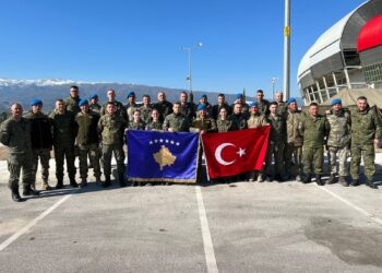 Ushtarët e FSK-së festojnë 15-vjetorin e pavarësisë në Turqi