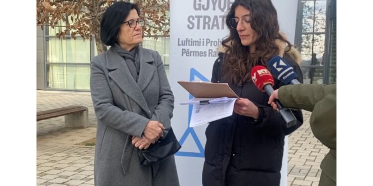 Paditet Ministria e Financave, refuzoi kompensimin për personin paraplegjik