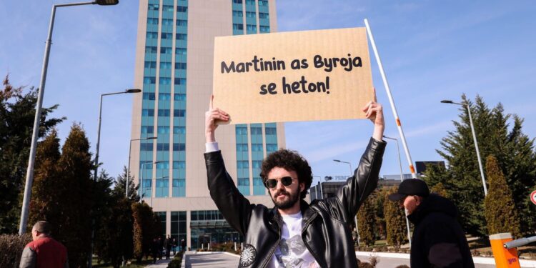 PDK me parullë: Martinin as Byroja se heton!