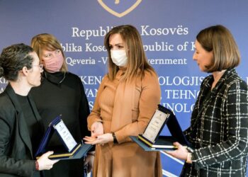 Nagavci: Këtë vit organizojmë konferencën STEMininsts në mbështetje për vajzat e gratë
