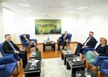 Kurti mbledh koalicionin: Bashkë deri në realizimin e plotë të zotimeve tona për punësim dhe drejtësi