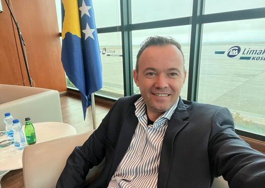 Ministri Peci mbështet Kurtin para takimit në Bruksel