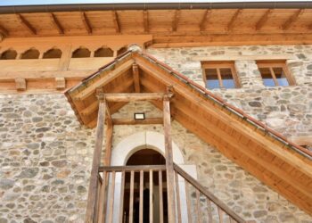 Kulla ikonë e Deçanit shndërrohet në muze etnologjik