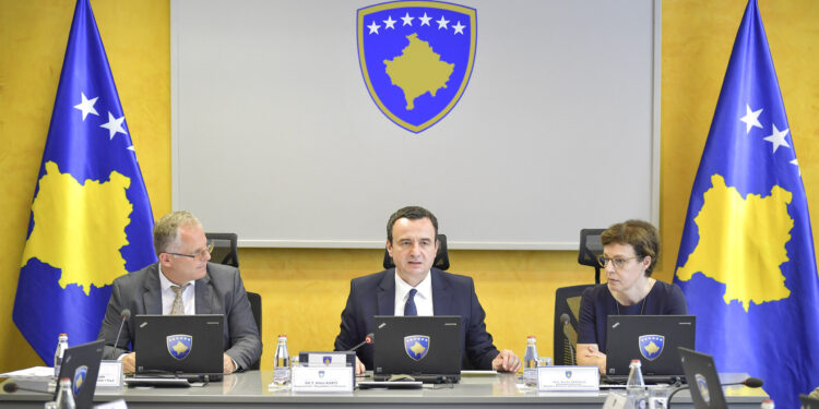 Qeveria mblidhet të mërkurën