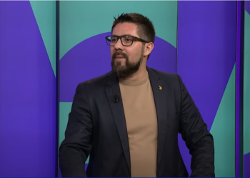 Krasniqi: Haki Abazi ta lë ulësen në Kuvend, por të mos dalë nga VV-ja