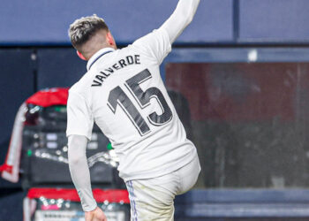 Reali fiton në transfertë dhe vijon presionin ndaj Barcelonës