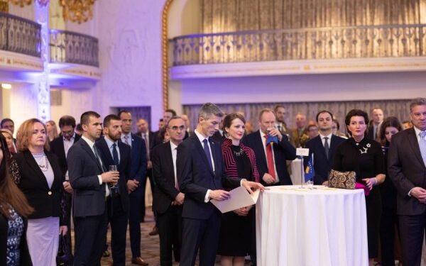 Ambasada e Kosovës në ShBA feston 15-vjetorin e Pavarësisë