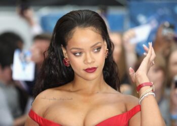 Rihanna do të performojë në “Oscars 2023”
