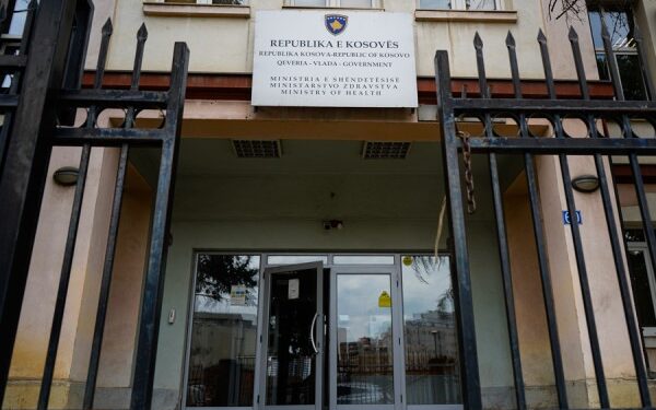 MSh filloi hartimin e programit shtetëror për kontrollin e kancerit