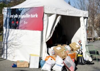 Rama thirrje qytetarëve: Dhuroni për popullin turk