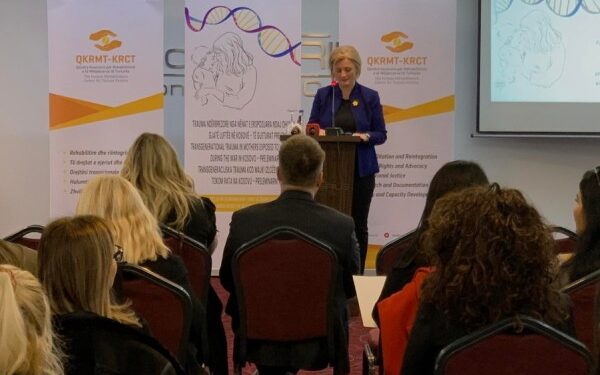 Rushiti: Traumat e grave të dhunuara seksualisht janë bartur edhe te fëmijët e tyre