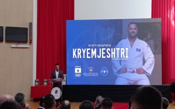 Promovohet libri “Kryemjeshtri” kushtuar trajnerit Driton Kuka