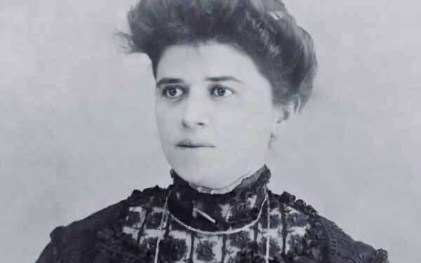 Sevasti Qiriazi, gruaja që hodhi bazat e një shkolle laike në Shqipëri