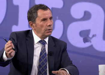 Gashi: Astrit Deharin e kanë dërguar të vdekur në spital, Prokuroria thotë që ai ka vdekur në spital