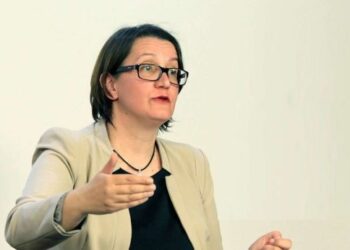 Dërguti thotë se bastisja e ish këshilltarit të Thaçit u bë për shkak të një editoriali të tij