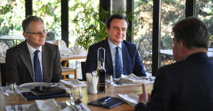 Dakordimi i Kurtit me planin evropian