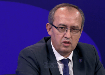 Hoti: Për dy vite, vendi u ballafaqua me ikjen e të rinjve dhe kaosin energjetik