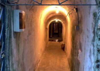 Muzeu i “Luftës së Ftohtë” në Gjirokastër, mijëra turistë e vizituan gjatë 2022-shit