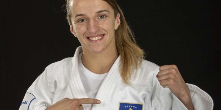 Distria Krasniqi kalon në gjysmëfinale të Grand Slamit në Paris, eliminohet Laura Fazliu