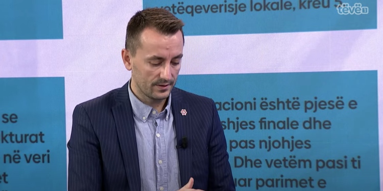 Xani: Kurti s’ka më vijë të kuqe për Asociacionin