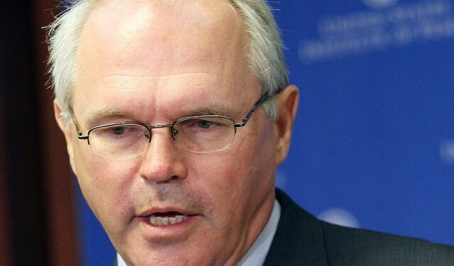 Hill për takimin Kurti-Vuçiq: Nuk pres rezultat të menjëhershëm, e rëndësishme të realizohet Asociacioni