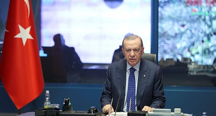 Erdogan thotë se hotelet në Antalia do të strehojnë të mbijetuarit nga tërmeti