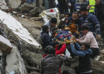 Mbi 1300 të vdekur nga tërmeti në Turqi dhe Siri