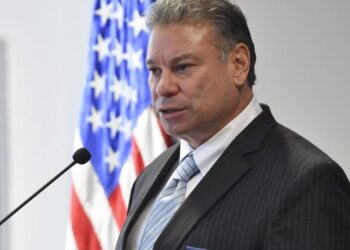 Escobar: Njohja reciproke Kosovë-Serbi është qëllimi i ShBA-së