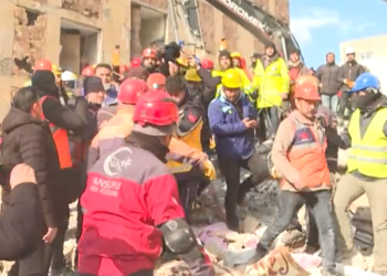 Nxirret e gjallë nga rrënojat edhe një 7-vjeçare në Hatay