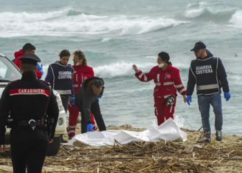 Shkon në 60 numri i të vdekurve pas përmbytjes së anijes së emigrantëve