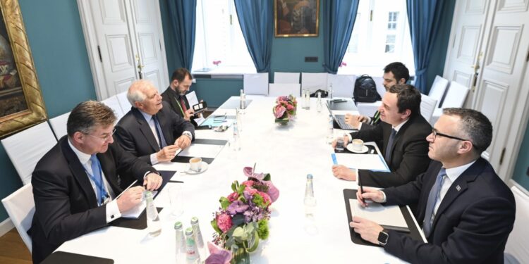 Kurti takohet me Borrell dhe Lajçak, flasin edhe për takimin e 27 shkurtit