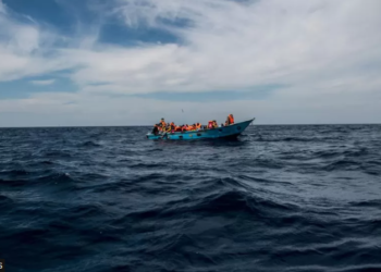 Të paktën 73 emigrantë kanë vdekur pas mbytjes së varkës në brigjet e Libisë