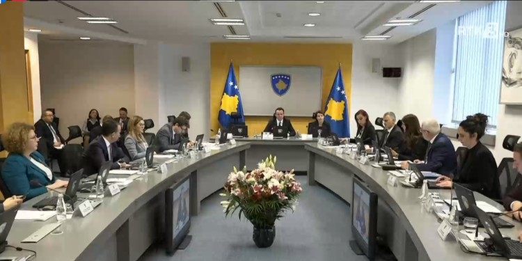 Qeveria mban mbledhje elektronike, miratohen dy vendime