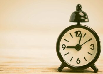 Caktojani fëmijëve orarin përmes kësaj metode kreative