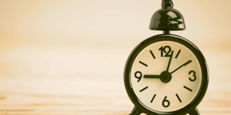 Caktojani fëmijëve orarin përmes kësaj metode kreative