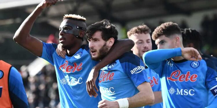 Napoli “blindon” yllin e sulmit