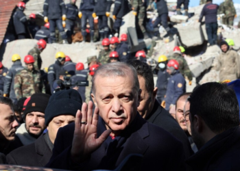“Turp të kesh”, Erdogan përballet me zemërimin publik lidhur me reagimin e Qeverisë ndaj tërmetit