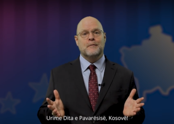 Hovenier uron Pavarësinë e Kosovës: Partneriteti jonë mbetet i fortë si guri