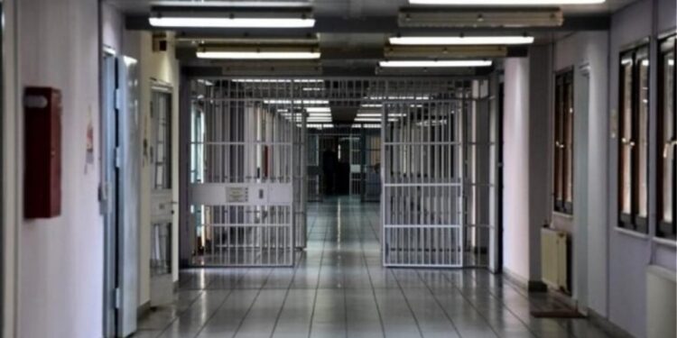 Rrahën të burgosurit në Dubravë