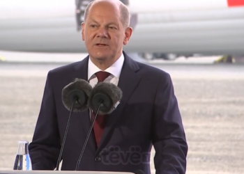 ​Kancelari gjerman: Nuk ka shpresë për bisedime paqeje derisa Rusia të tërhiqet nga Ukraina