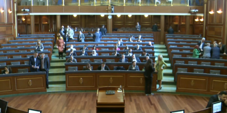 Kuvendi i mbyll punimet, mungon kuorumi